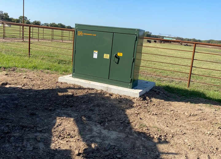 400A 480V three-phase electrical service installation at SMF Horse Ranch